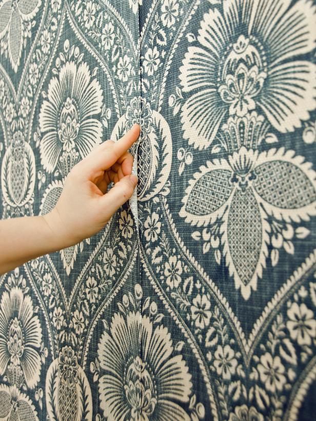 Factors to Consider When Choosing the Right Wallpaper